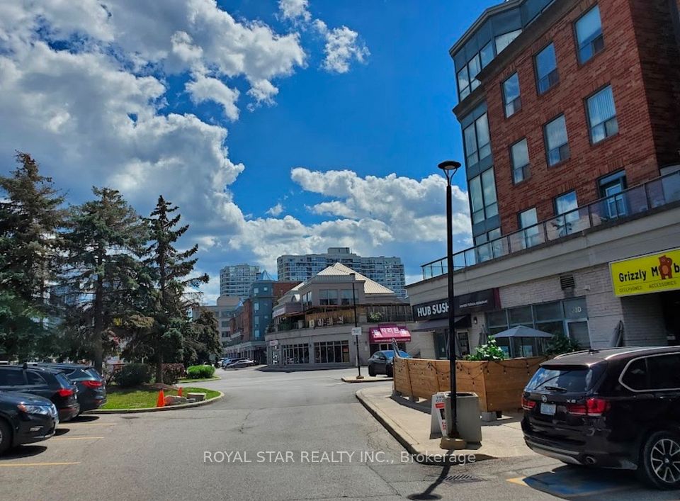 7378 Yonge Street 19B, Vaughan, ON L4J 8J1