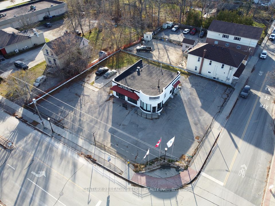 21100 Dalton Road, Georgina, ON L0E 1L0