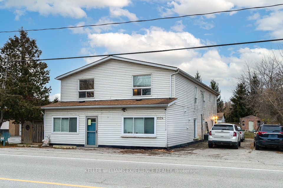 1024 Ewart Street N, Innisfil, ON L0L 1C0