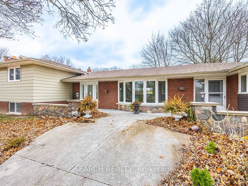 41 Hamilton Drive, Newmarket, ON L3Y 3E7 at 41 Hamilton Drive, Newmarket, ON L3Y 3E7, Newmarket, ON, L3Y 3E7