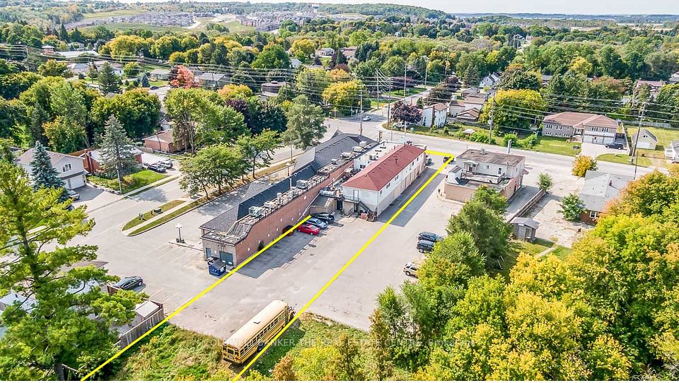 19423 Yonge Street, East Gwillimbury, ON L9N 1L8