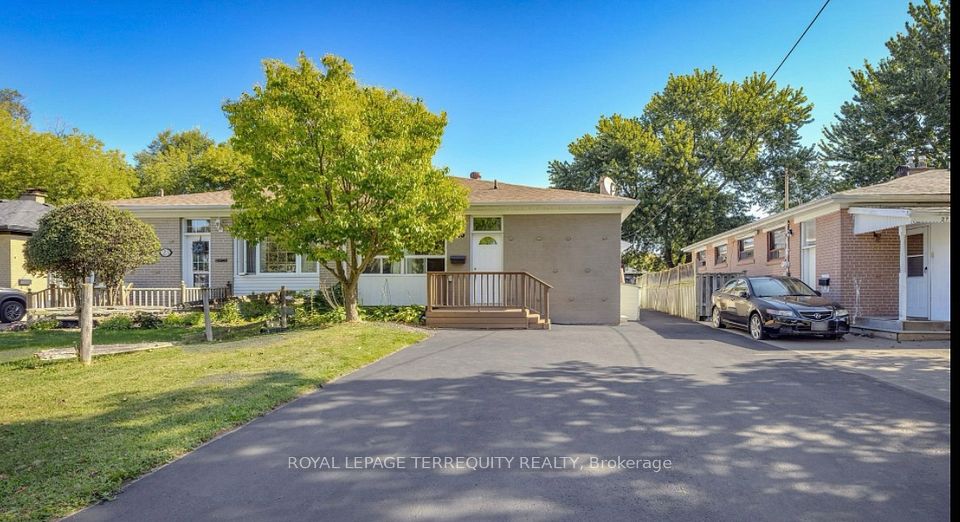 Semi-Detached  at 25 Bailey Crescent, Aurora, ON L4G 2B2, Aurora