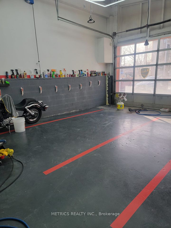 10414 Yonge Street Unit B, Richmond Hill, ON L4C 3C3