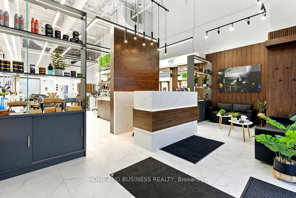 11 Disera Drive 270, Vaughan, ON L4J 0A7