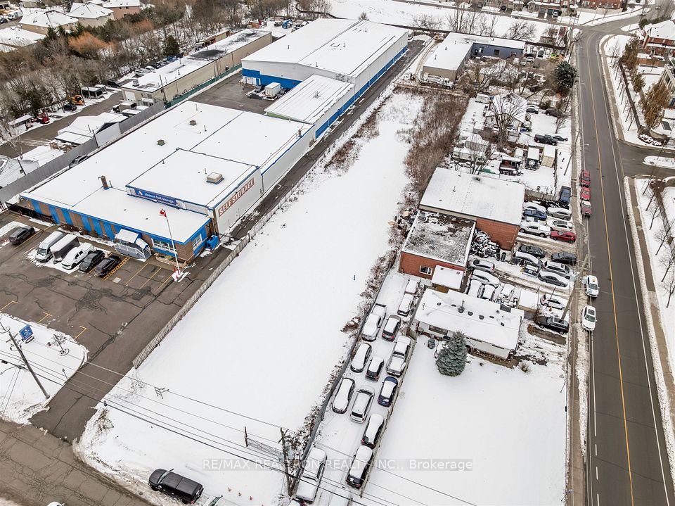 23 Colston Court, Richmond Hill, ON L4C 9Z3