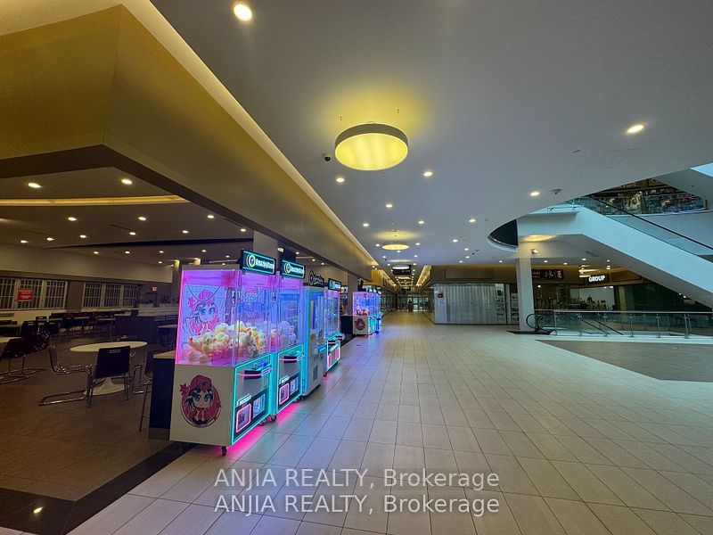 9390 Woodbine Avenue 1D30, Markham, ON L6C 0M5