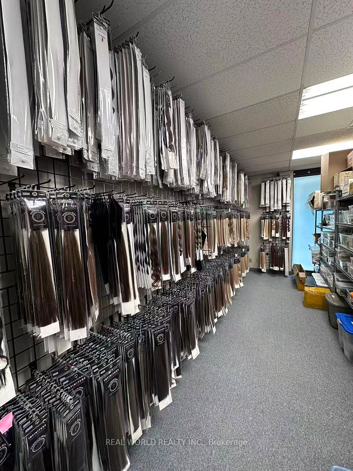 25 Valleywood Drive 20, Markham, ON L3R 5L9