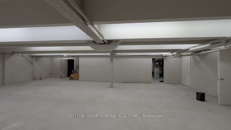 10794 Yonge Street Lower, Richmond Hill, ON L4C 3E4