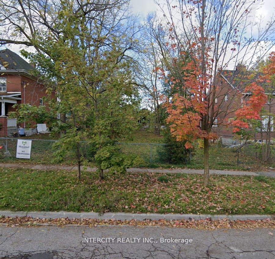 39 Roseview Avenue, Richmond Hill, ON L4C 1C7
