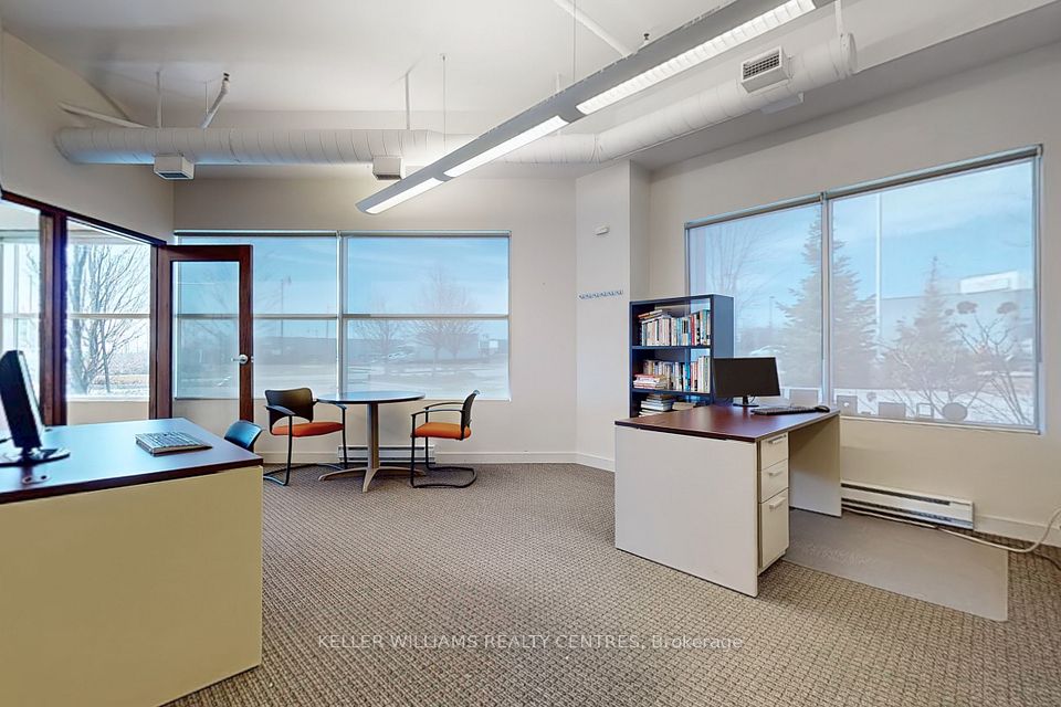 125 Don Hillock Drive Unit 7, Aurora, ON L4G 0H8