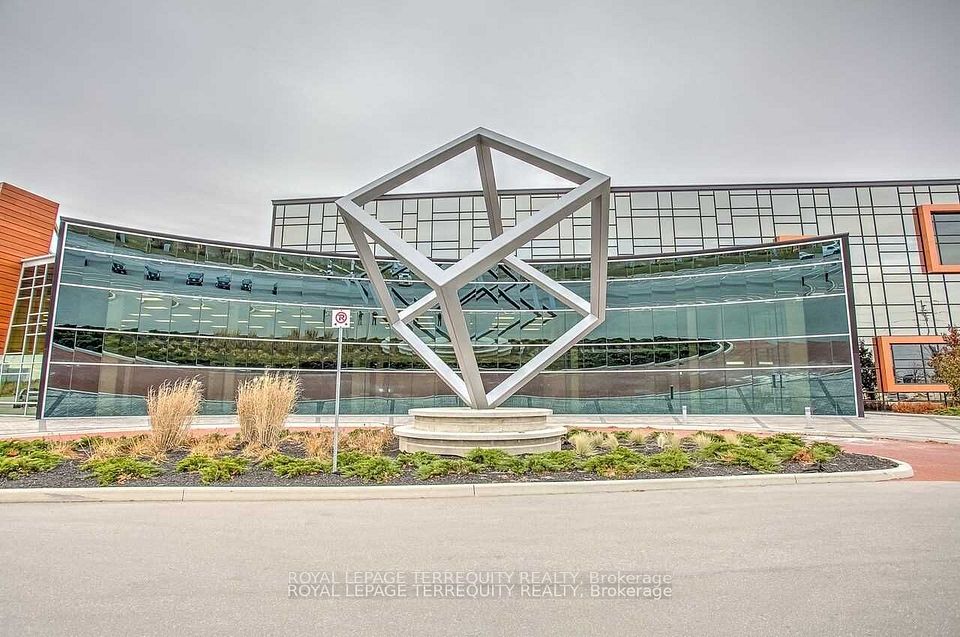 7250 Keele Street 252, Vaughan, ON L4K 1Z8