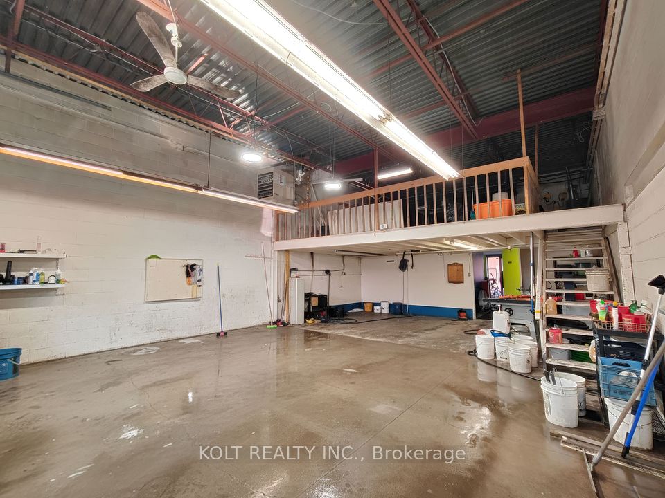 2650 John Street 17, Markham, ON L3R 2W6