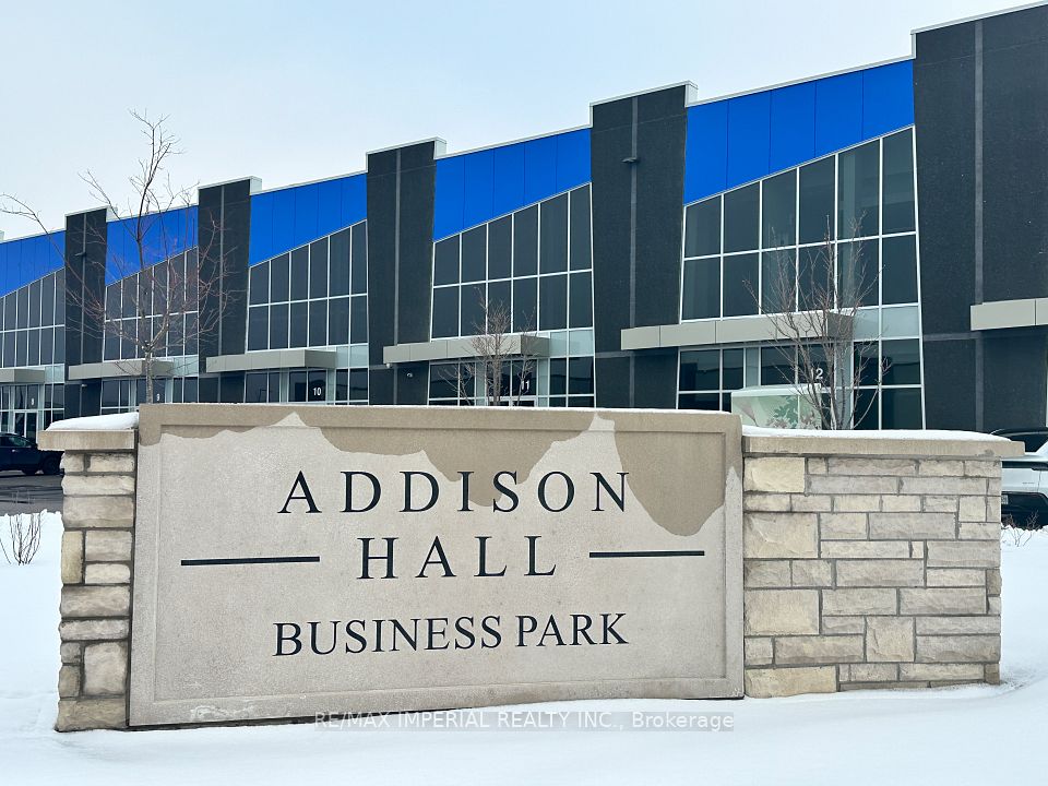 115 Addison Hall Circle 11, Aurora, ON L4G 7C7