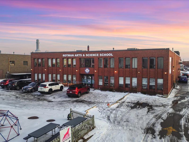 7 BRADWICK Drive, Vaughan, ON L4K 2T4