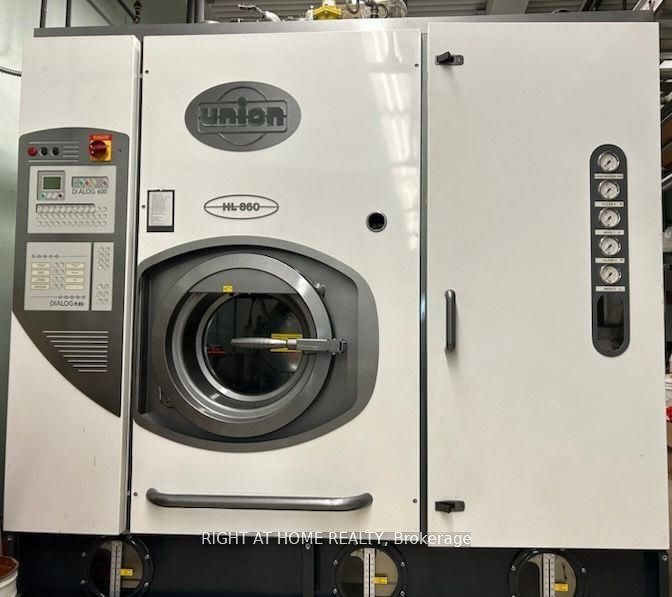 8750 Bayview Avenue, Richmond Hill, ON L4B 4V9