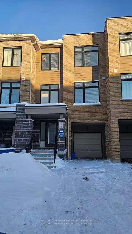 Att/Row/Townhouse at 163 Tango Crescent, Newmarket, ON L3X 0K5, Newmarket