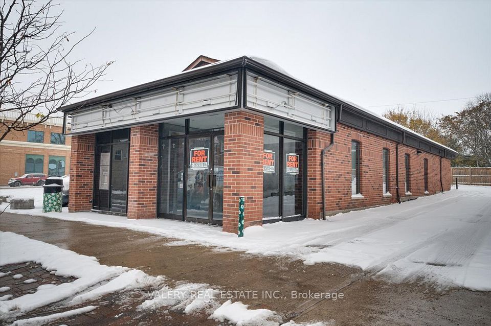 10 Cameron Street W, Brock, ON L0E 1E0