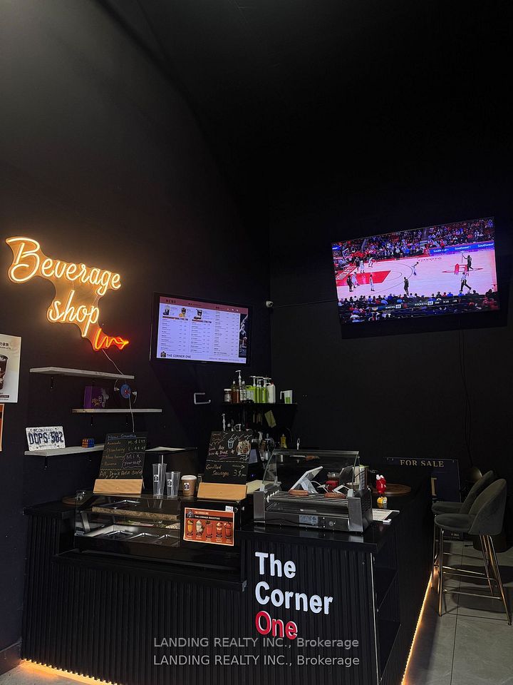 7634 Woodbine Avenue 6, Markham, ON L3R 2N2