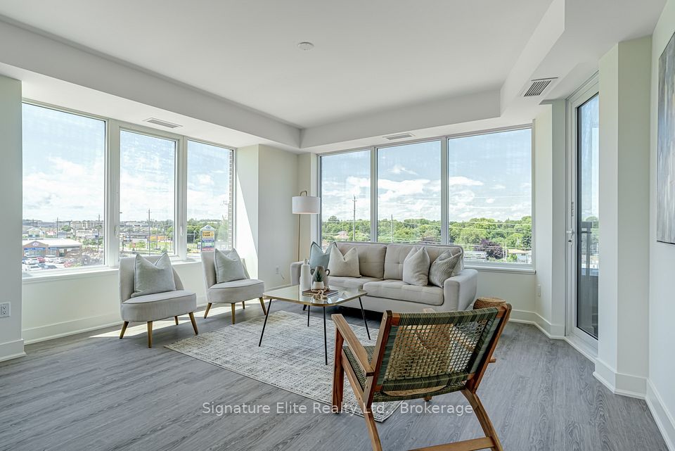 Condo Apartment at 185 Deerfield Road 411, Newmarket, ON L3Y 0G7, Newmarket