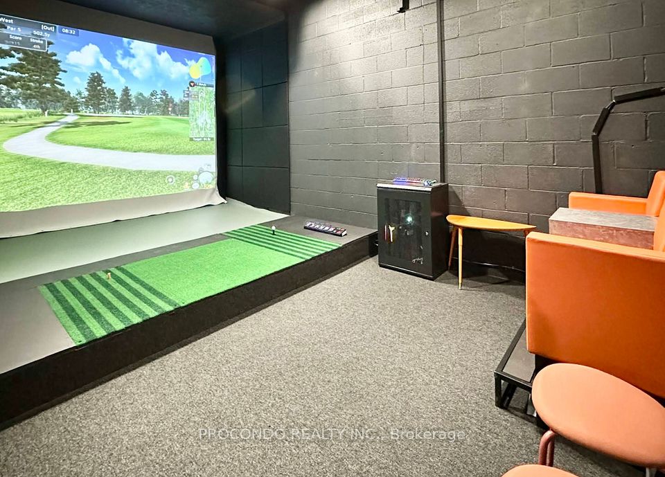 401 Alden Road 21, Markham, ON L3R 3L4