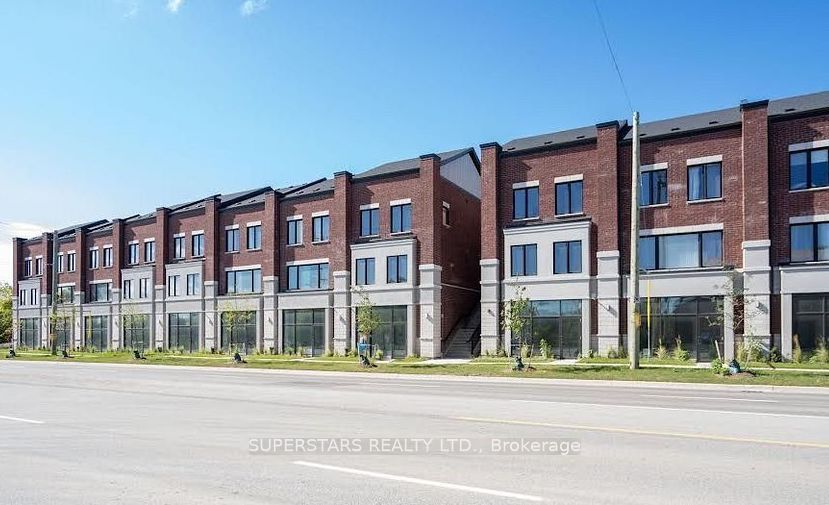 220 Dissette Street 4, Bradford West Gwillimbury, ON L3Z 3G8