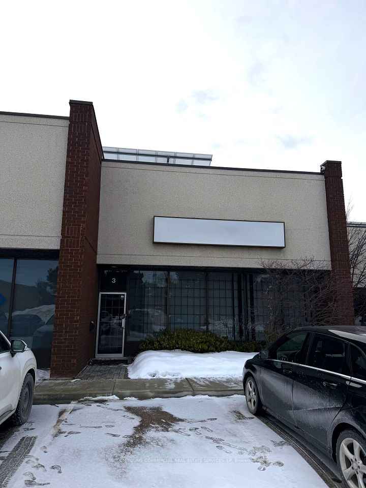 25 Royal Crest Court 3, Markham, ON L3R 9X4