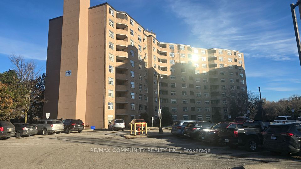 Condo Apartment at 260 Davis Drive 907, Newmarket, ON L3Y 7C3, Newmarket