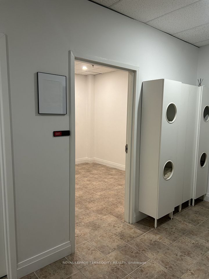 8611 Weston Road 13 Office 205, Vaughan, ON L4L 9P1