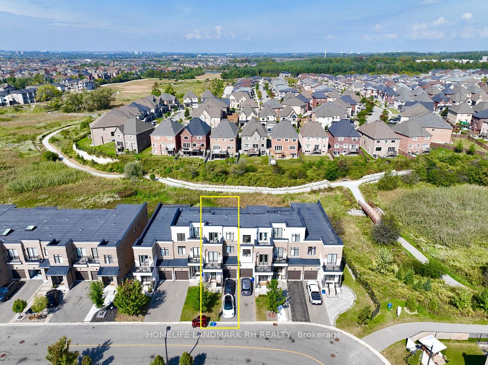 Att/Row/Townhouse at 176 Elyse Court, Aurora, ON L4G 2C9, Aurora