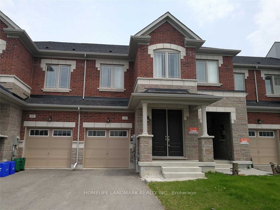 Att/Row/Townhouse at 15 Durblee Avenue, Aurora, ON L4G 0Z8, Aurora