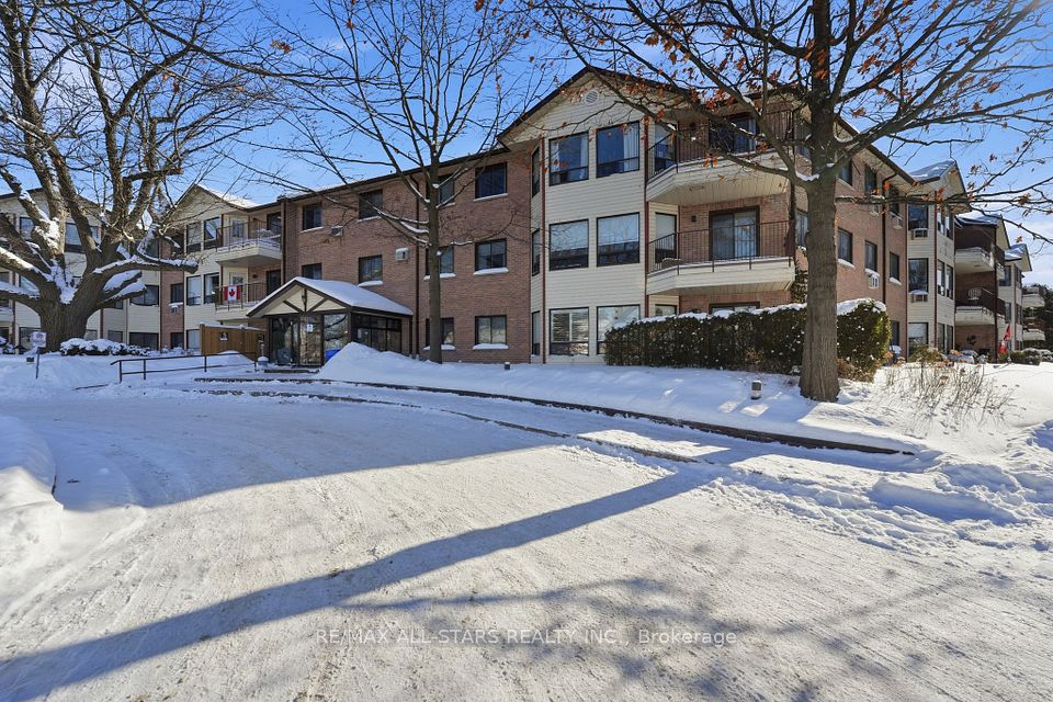 Condo Apartment at 111 Grew Boulevard 301, Georgina, ON L0E 1L0, Georgina