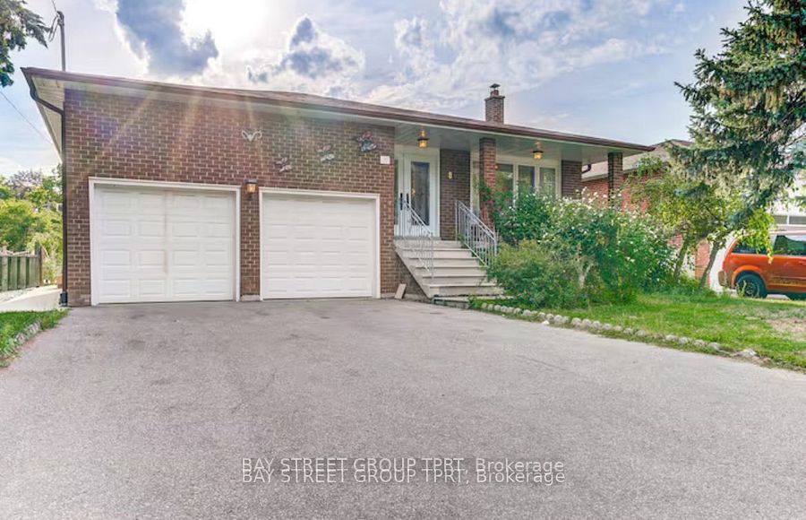 8 Kersey Crescent, Richmond Hill, ON L4C 3W3 at 8 Kersey Crescent, Richmond Hill, ON L4C 3W3, Richmond Hill, ON, L4C 3W3