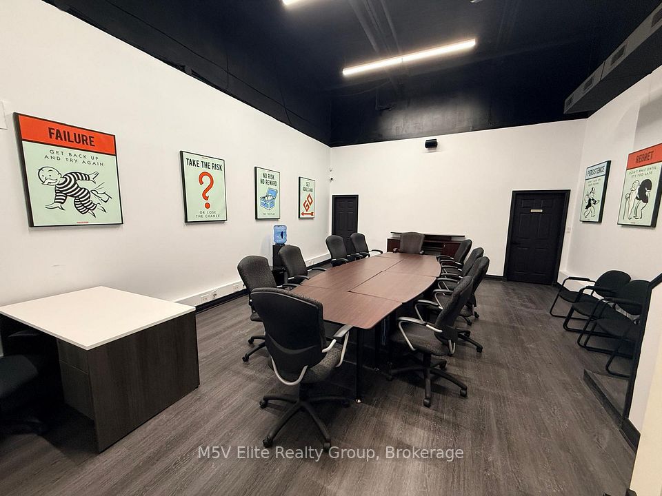 250 Regina Road 16, Vaughan, ON L4L 8N2