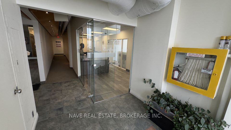 8199 Yonge Street 301, Markham, ON L3T 2C6