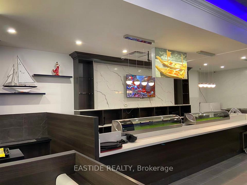 72 Steeles Avenue W Unit 4, Vaughan, ON L4J 1A1