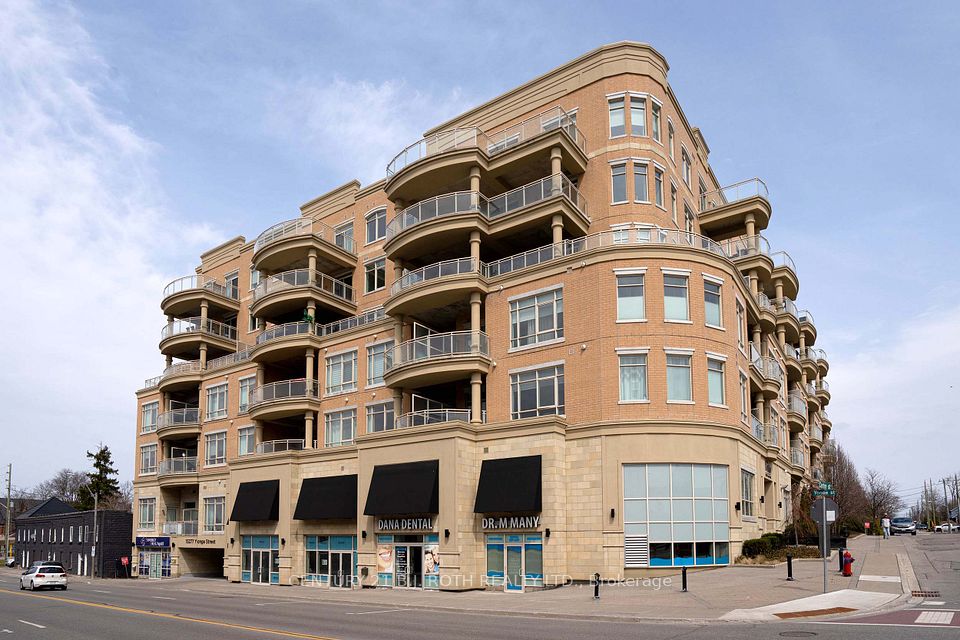 Condo Apartment at 15277 Yonge Street S 313, Aurora, ON L4G 1Y3, Aurora