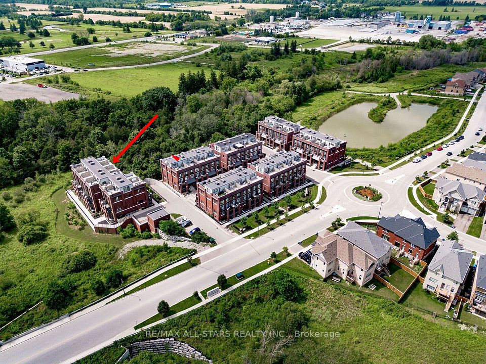 2 Linsmore Place 302, Whitchurch-Stouffville, ON L4A 4T4 at 2 Linsmore Place 302, Whitchurch-Stouffville, ON L4A 4T4, Whitchurch-Stouffville, ON, L4A 4T4