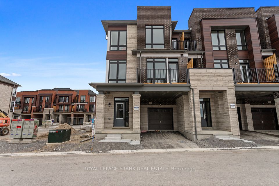 Att/Row/Townhouse at 26 Gunton Street, Aurora, ON L4G 4A9, Aurora