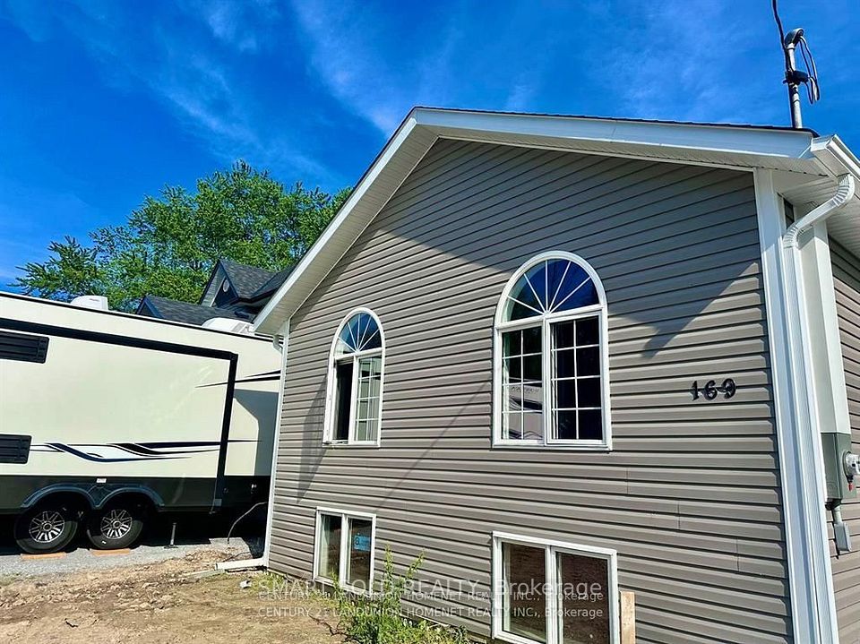 Lower Level at 169 Garden Avenue E #Bsmnt, Georgina, ON L4P 2L2, Georgina