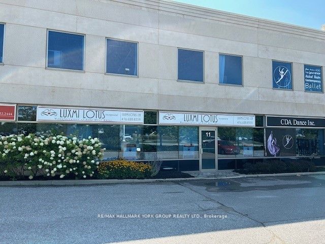 125 Don Hillock Drive 11, Aurora, ON L4G 0H8