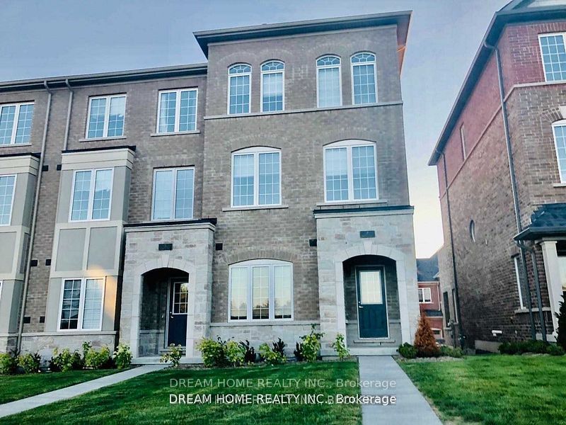 Att/Row/Townhouse at 7 Heswall Lane, Newmarket, ON L3Y 0E1, Newmarket