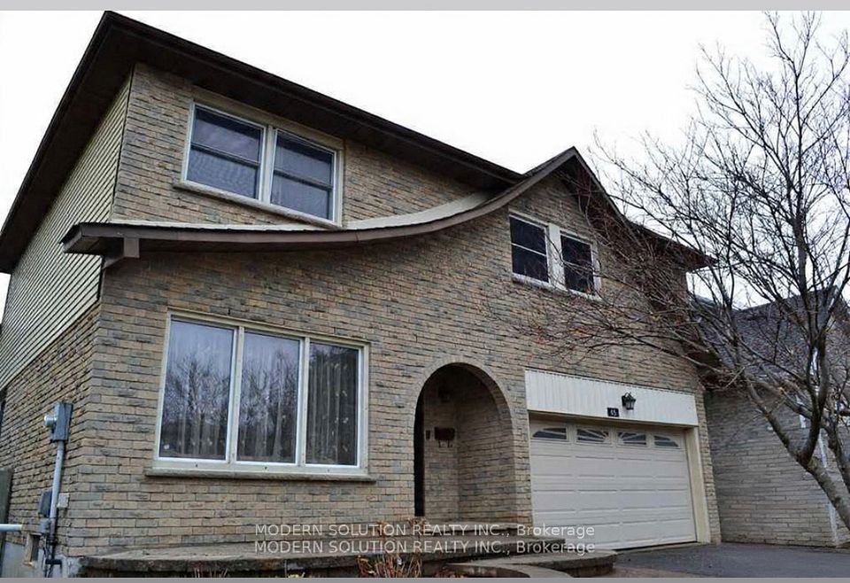 Detached at 65 Manning Crescent, Newmarket, ON L3Y 6H3, Newmarket