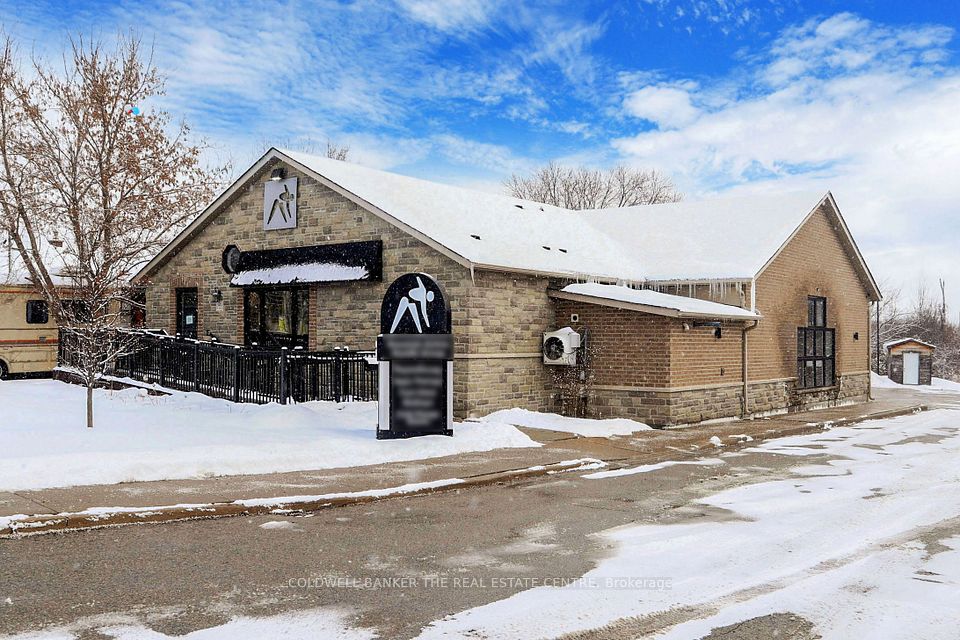 543 The Queensway N/A S, Georgina, ON L4P 2E7