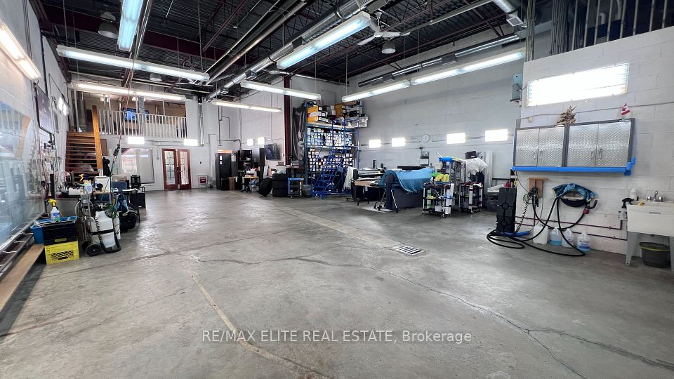 45 Casmir Court 2, Vaughan, ON L4K 4H5