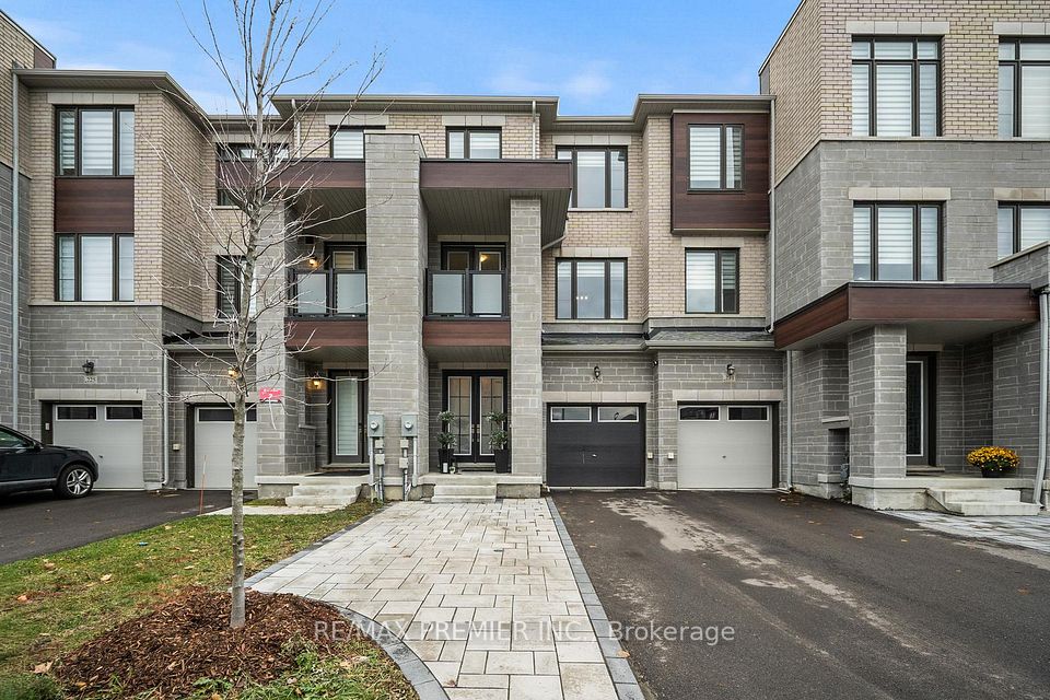 Att/Row/Townhouse at 229 Vermont Avenue, Newmarket, ON L3X 0M6, Newmarket