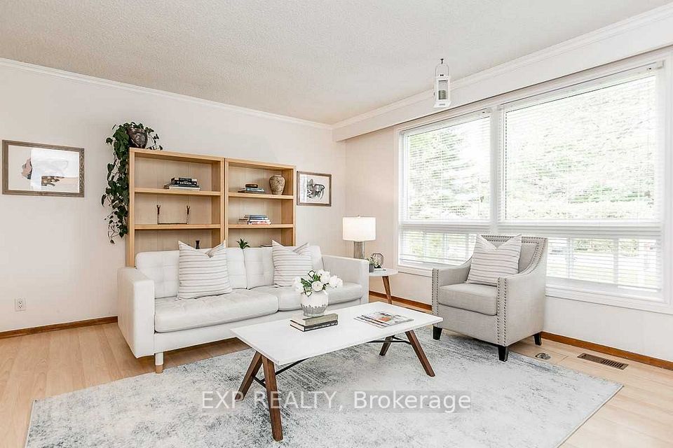 Detached at 506 Duclos Point Road, Georgina, ON L0E 1N0, Georgina