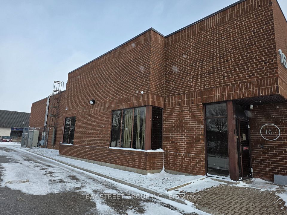 B- 16 East Wilmot Street, Richmond Hill, ON L4B 1C8