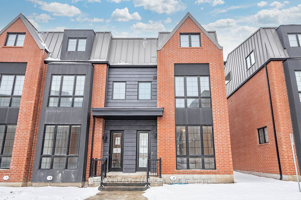 Att/Row/Townhouse at 35 Alton Crescent, Vaughan, ON L6S 3E7, Vaughan