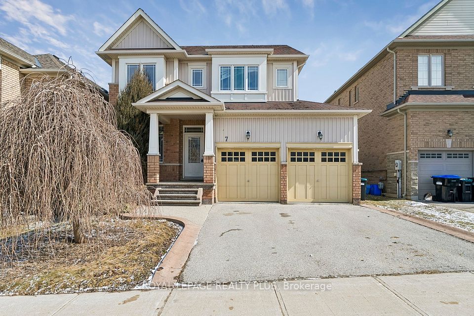 7 West Park Avenue, Bradford West Gwillimbury, ON L3Z 0A5