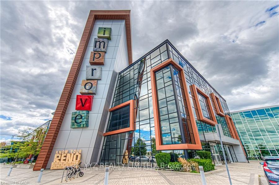 7250 keele st N/A W 242, Vaughan, ON L4K 1Z8